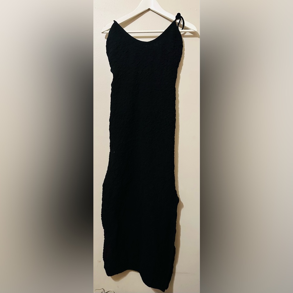 Elegant Black Sleeveless Dress